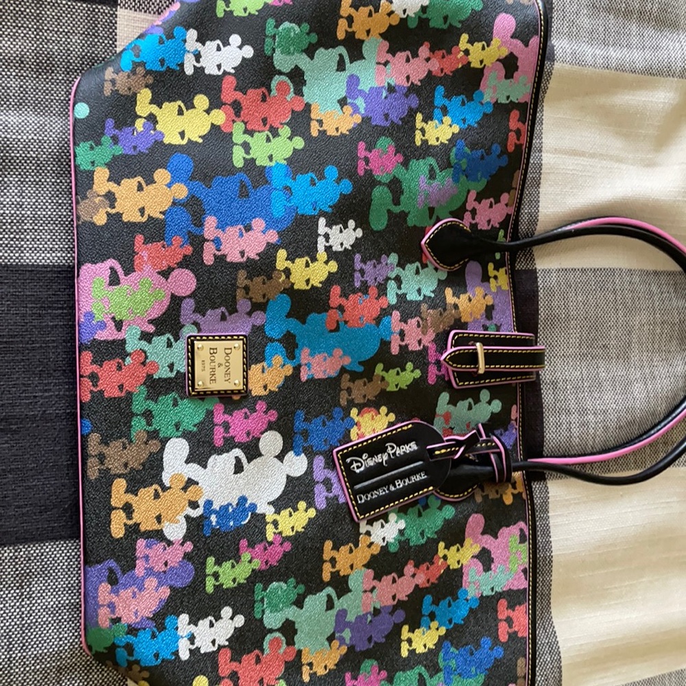 Disney parks dooney and bourke tote